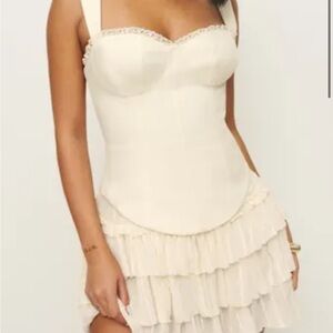 Reformation Kayleigh dress size 8